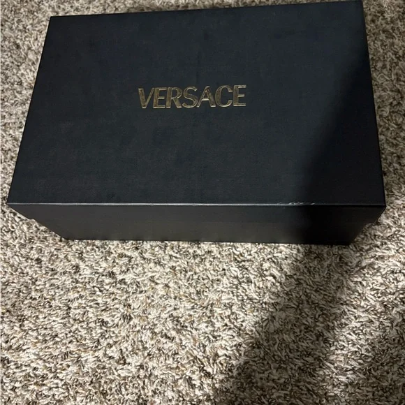 Versace Tan and Cream Shearling Sandals Gold Buckle EU 44/US 11 Versace | Shoes | Versace Tan And Cream Shearling Sandals  main image 2
